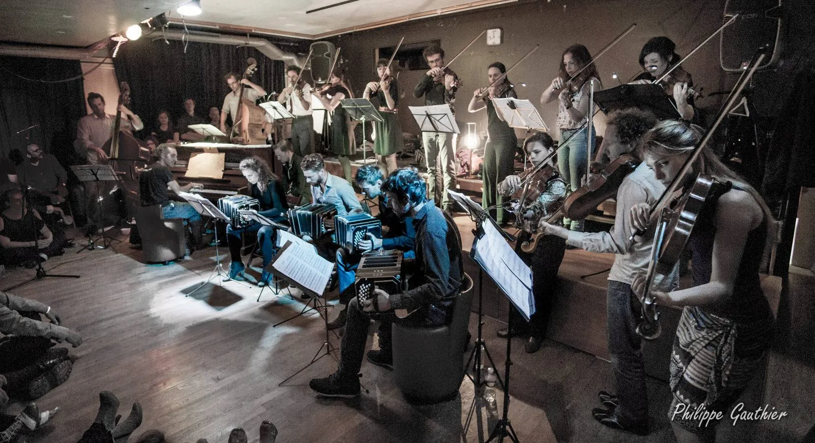 An orquesta típica course, photograph by Philippe Gauthier